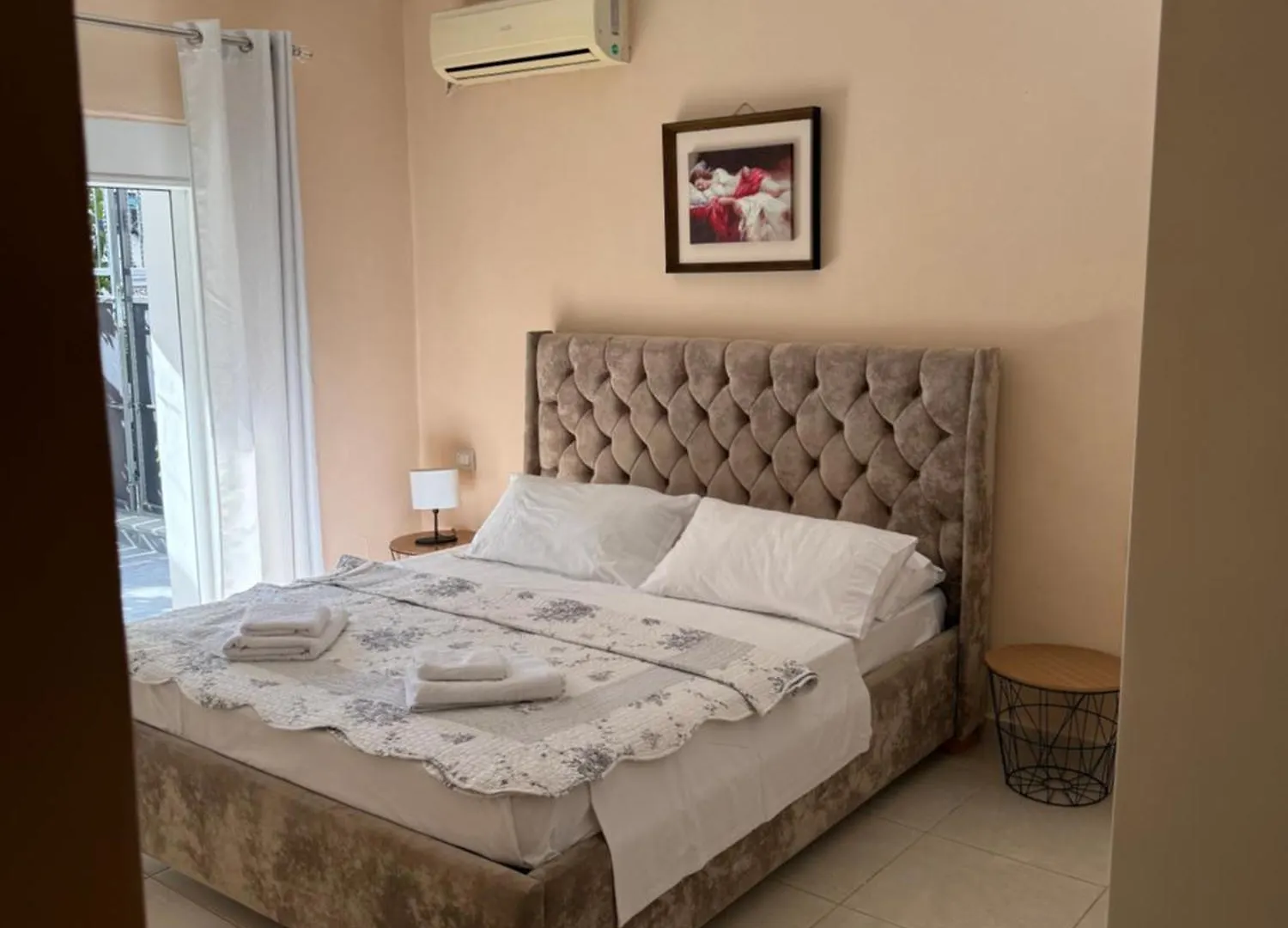 Helen Apartment Σαράντα